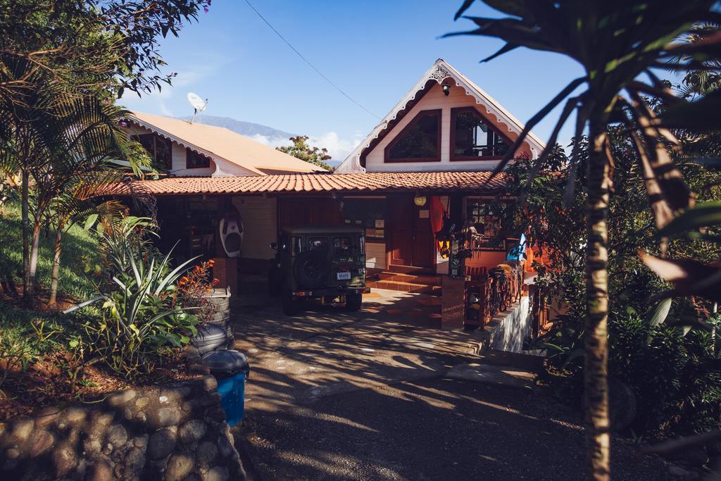 Spanish By The River - Turrialba Luaran gambar