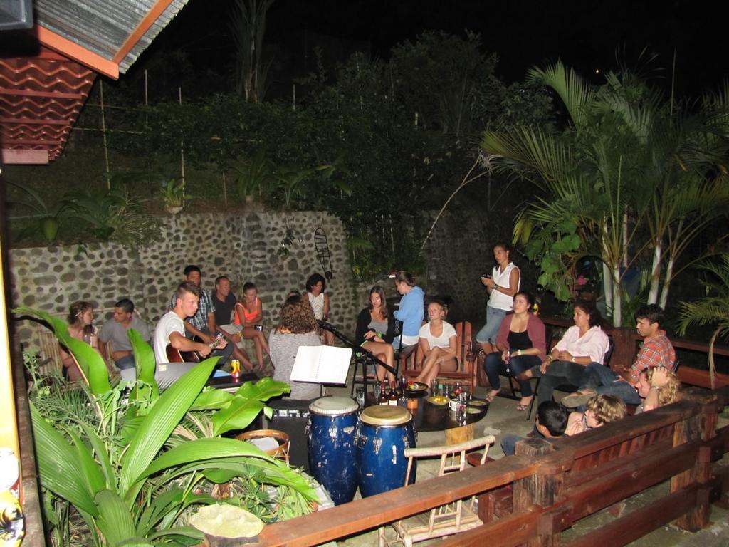 Spanish By The River - Turrialba Luaran gambar