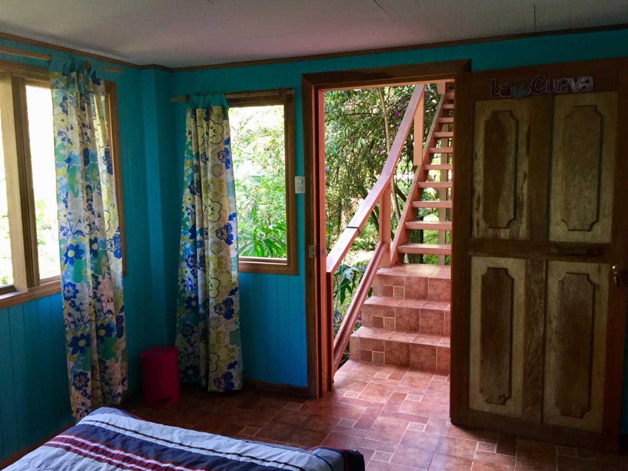 Spanish By The River - Turrialba Luaran gambar