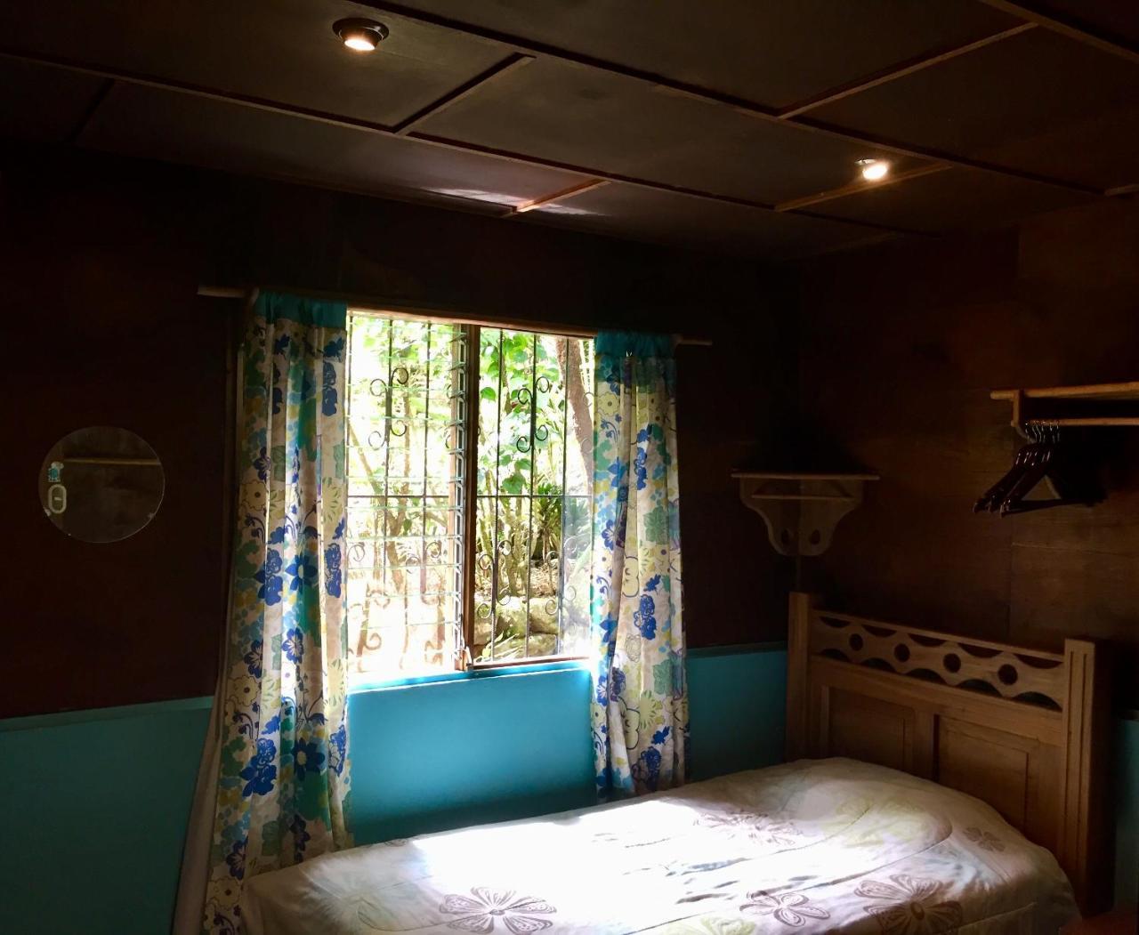 Spanish By The River - Turrialba Luaran gambar